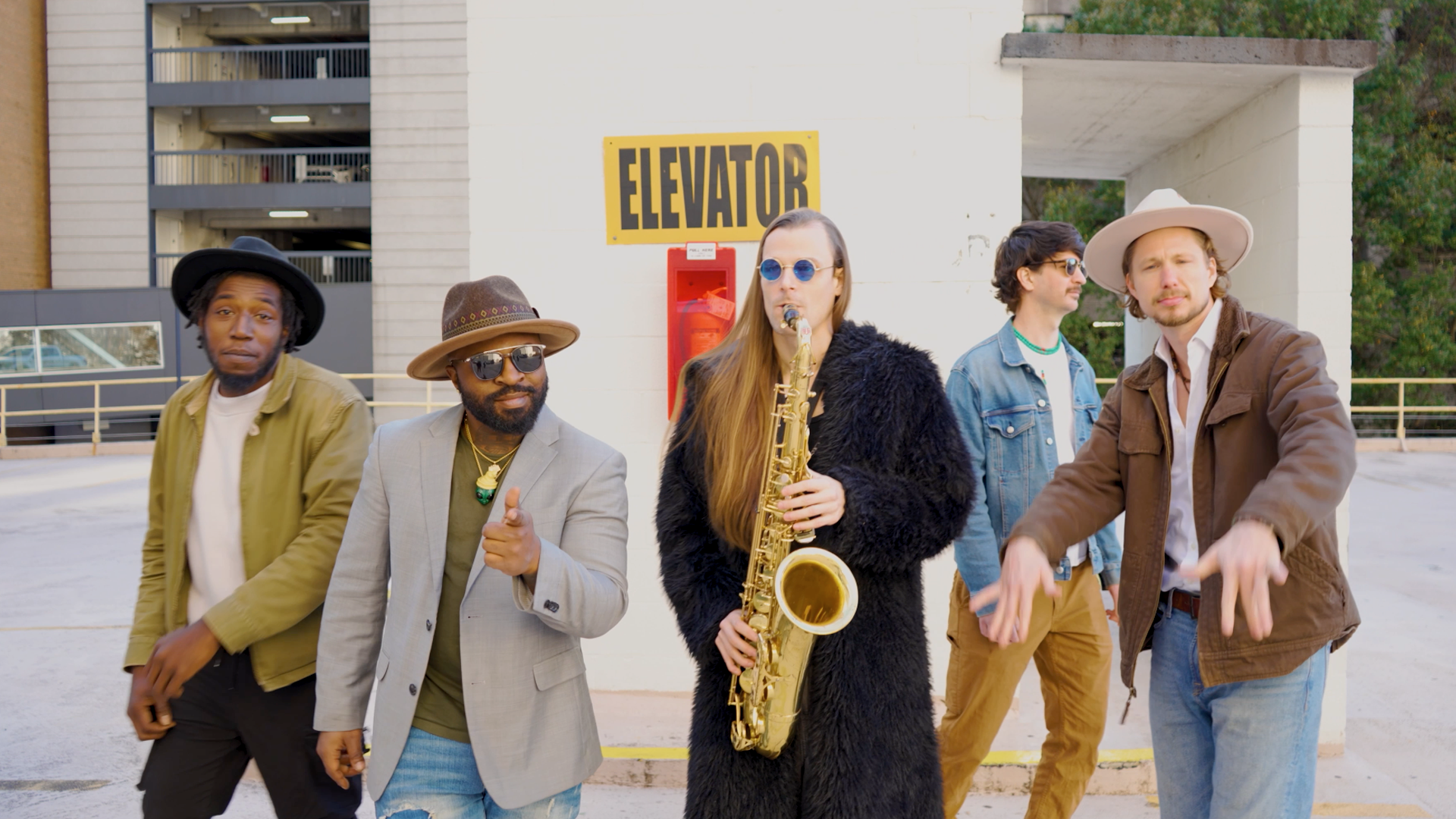 Load video: Of Good Nature - "Breezin"